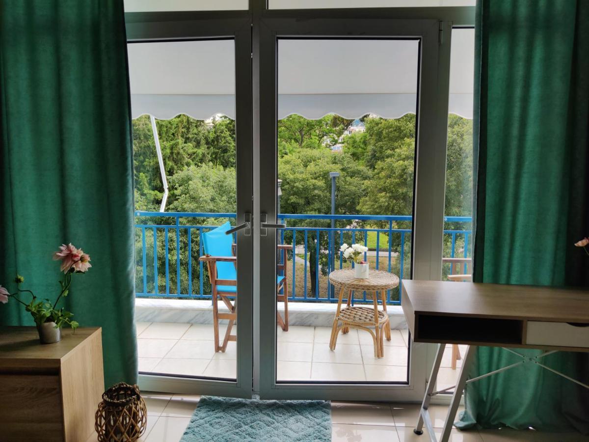 Hospitable Appartment In The Central Park, Xanthi Exterior photo